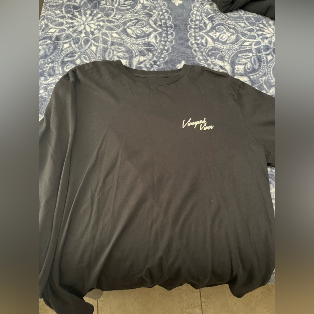 Vineyard Vines long sleeve